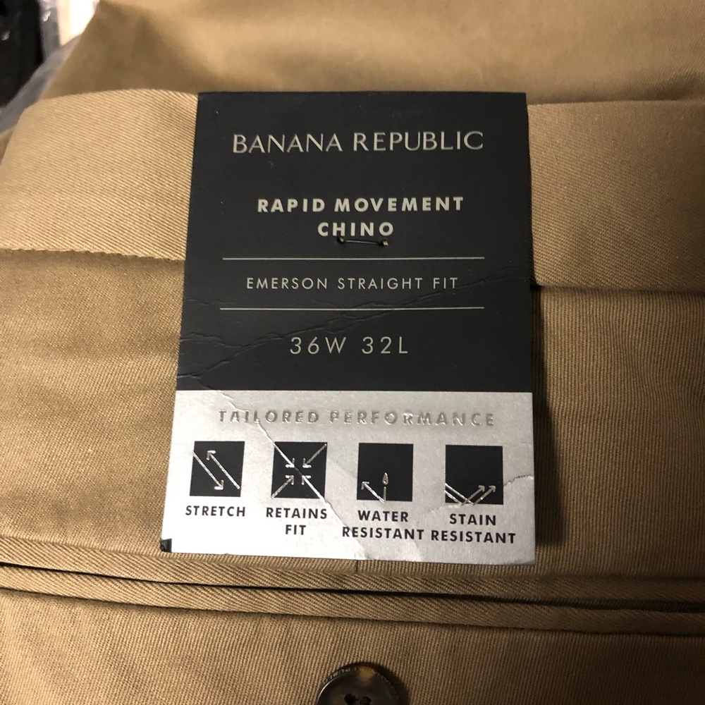 Banana Republic Emerson Rapid Movement Chino 36x32